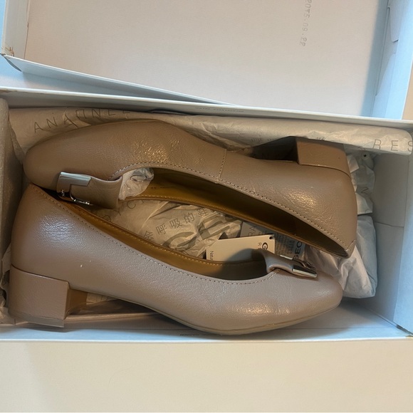 Geox Light Taupe Leather Shoes - Picture 7 of 7